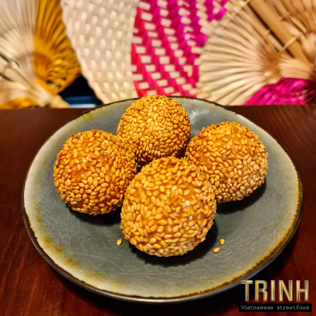 702 Crispy sesamballen